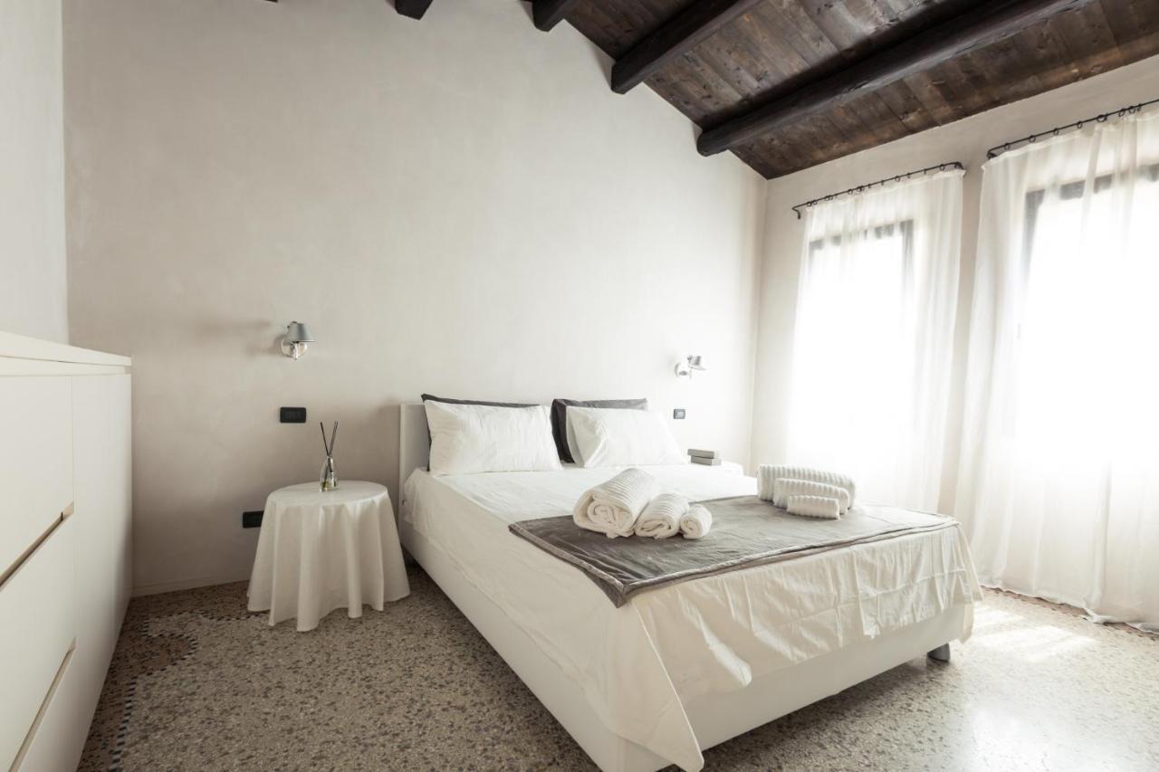 Amazing Modern Design Home, Campo dei Mori. WIFI Venesia Bagian luar foto