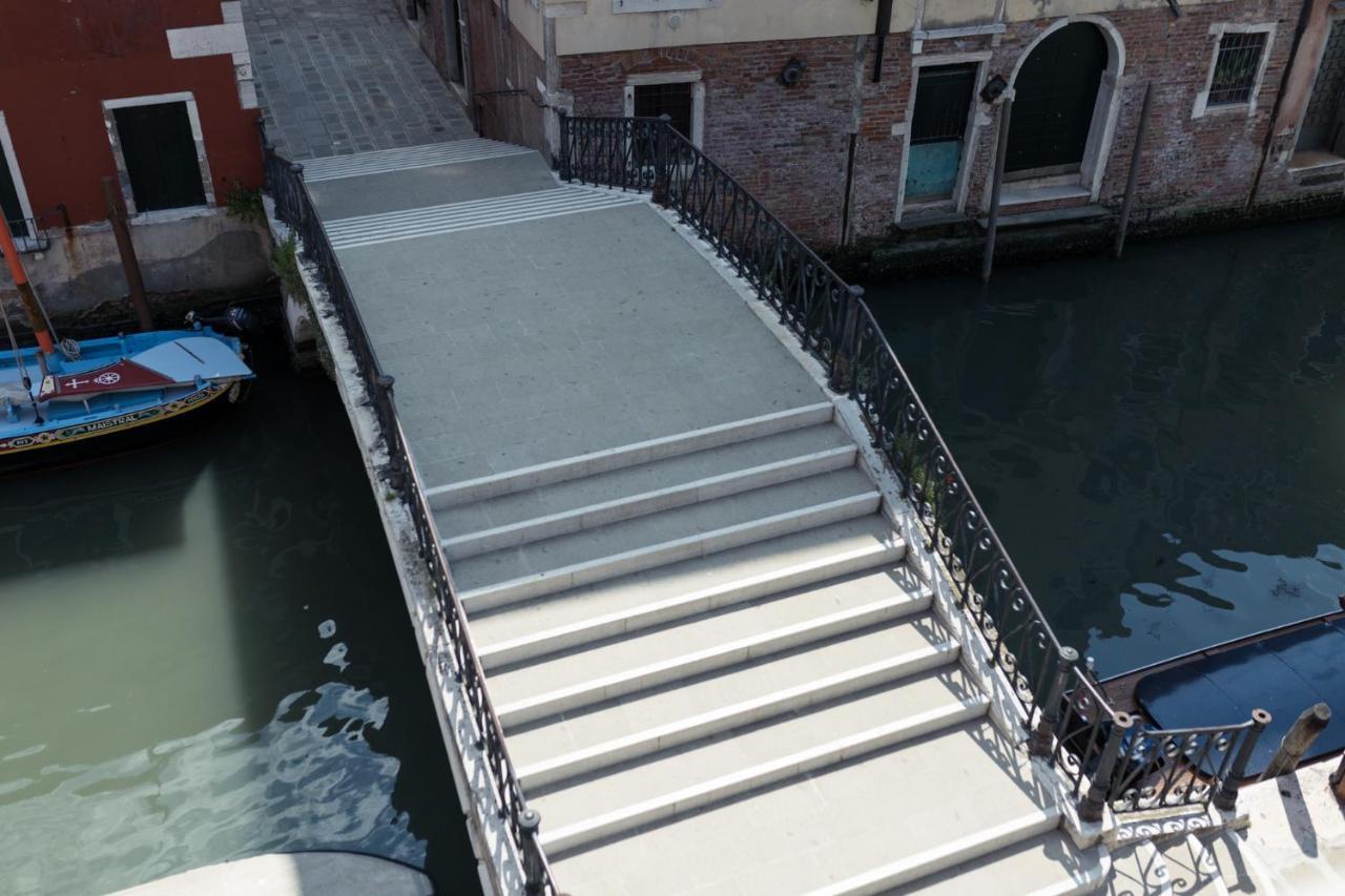 Amazing Modern Design Home, Campo dei Mori. WIFI Venesia Bagian luar foto
