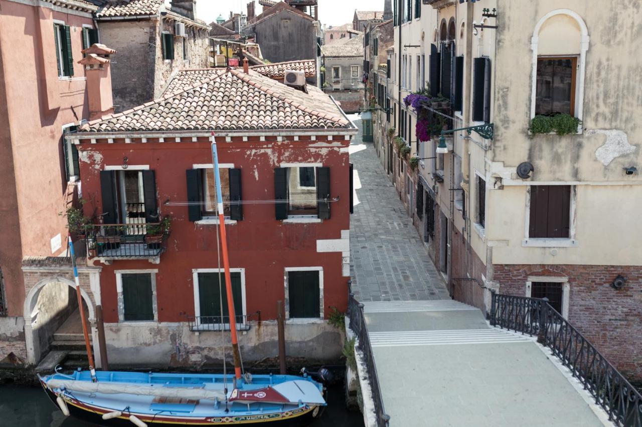 Amazing Modern Design Home, Campo dei Mori. WIFI Venesia Bagian luar foto